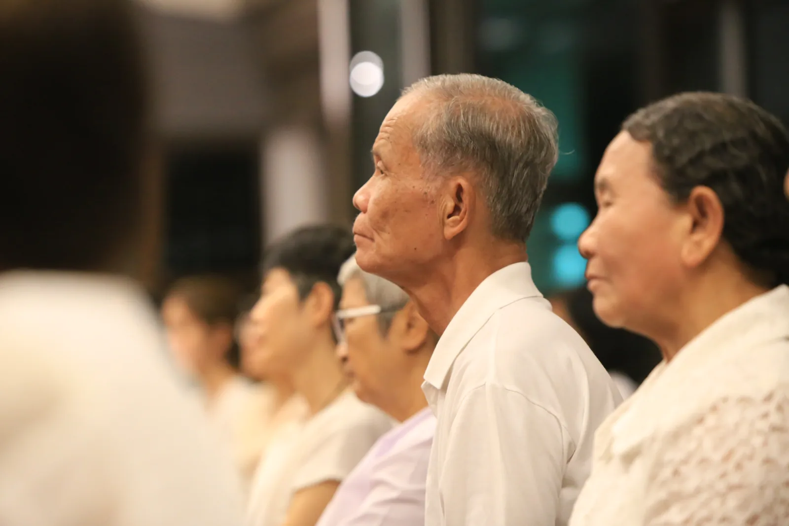ประมวลภาพบรรยากาศ พิธีสรงน้ำท่านพระอาจารย์ในงานมุทิตาสักการะอายุวัฒนมงคล ๕๖ ปี