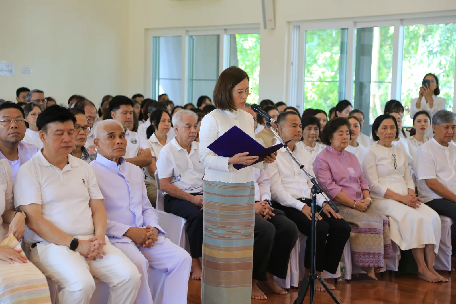 ประมวลภาพบรรยากาศ พิธีสรงน้ำท่านพระอาจารย์ในงานมุทิตาสักการะอายุวัฒนมงคล ๕๖ ปี