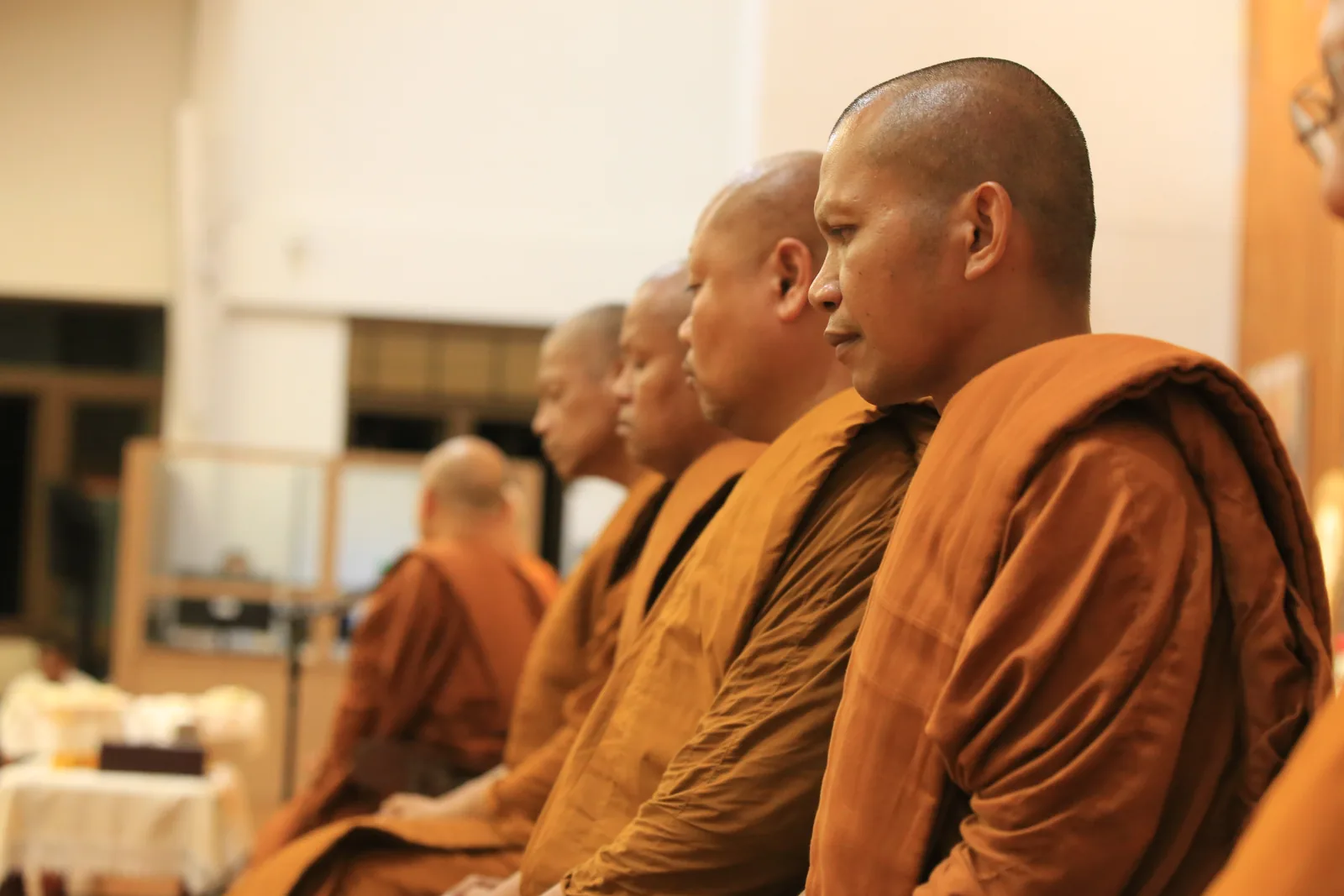 ประมวลภาพบรรยากาศ พิธีสรงน้ำท่านพระอาจารย์ในงานมุทิตาสักการะอายุวัฒนมงคล ๕๖ ปี